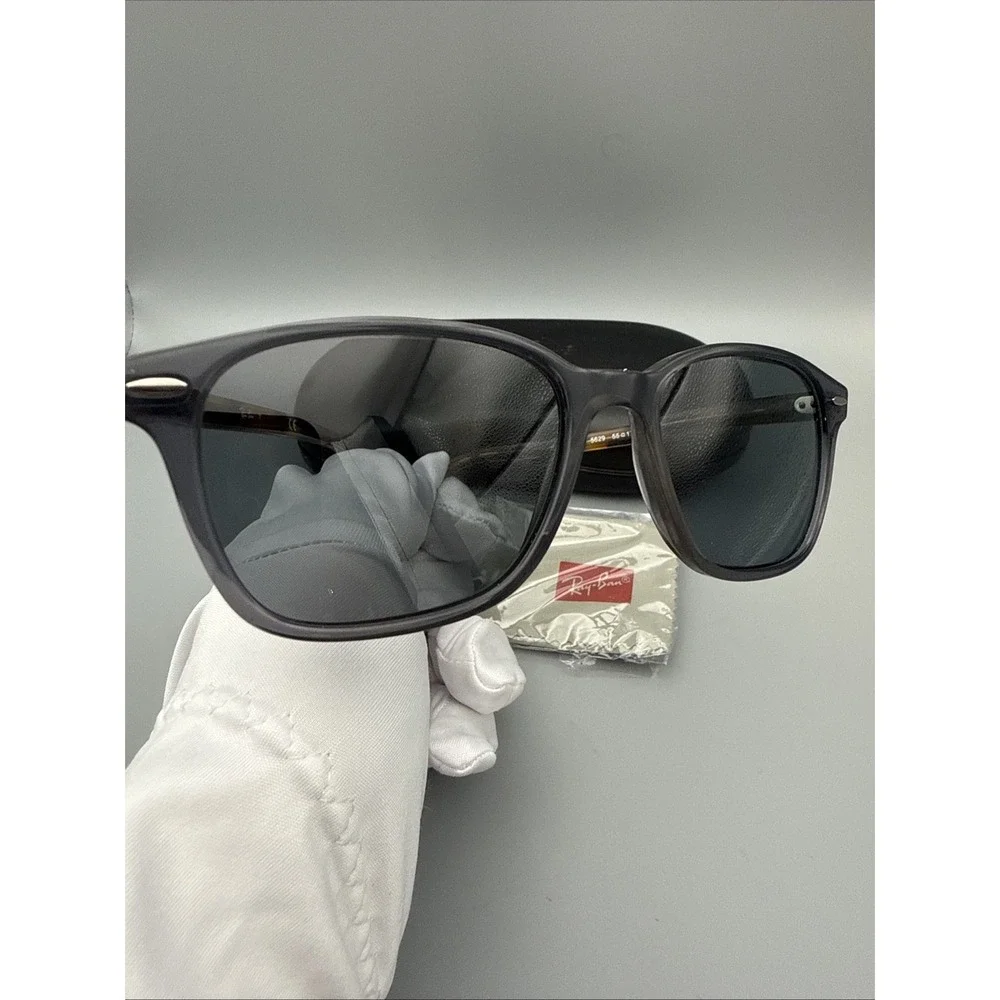 RAY-BAN RB7119 Vtg Italy Black Matte /Tortoise Sunglasses 55-17-145 & Case/Cloth